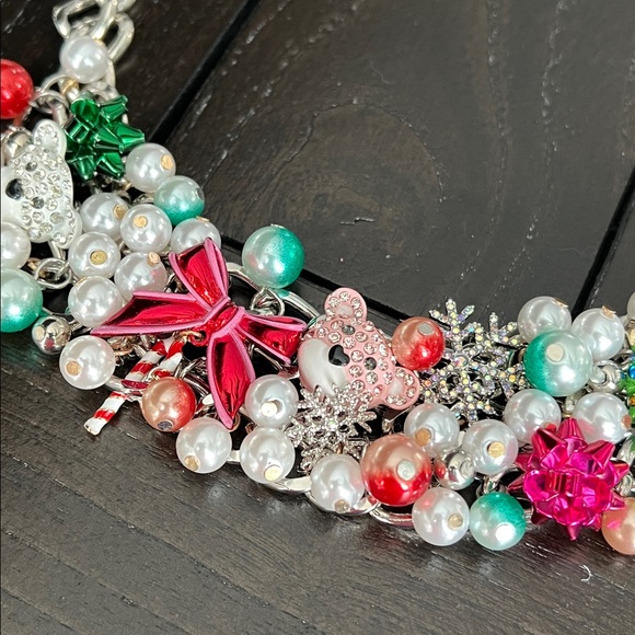 Betsey Johnson Festive Holiday Necklace - Picture 5 of 10